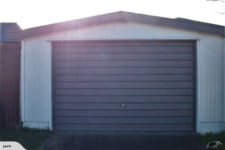 Photo of property in 13 Woodhouse Street, Linwood, Christchurch, 8062