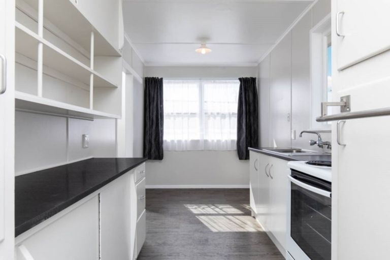 Photo of property in 18 Constable Road, Waiuku, 2123