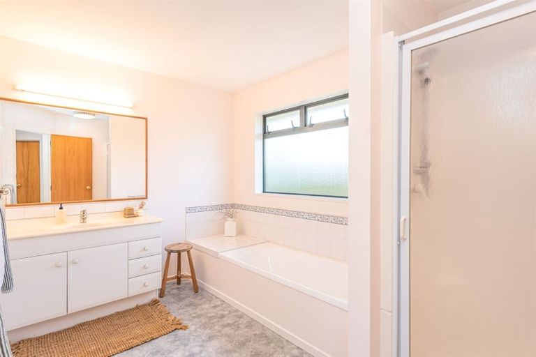 Photo of property in 15 Thompsons Road, Belfast, Christchurch, 8051
