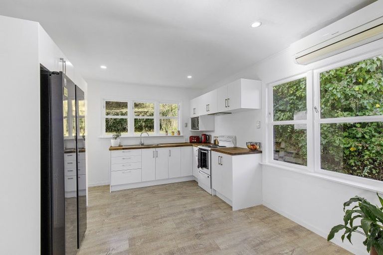 Photo of property in 33 Mckillop Street, Wainuiomata, Lower Hutt, 5014