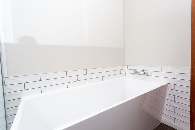 Photo of property in 24 Jones Street, Whanganui East, Whanganui, 4500