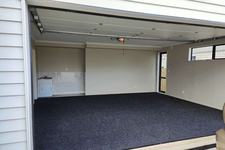 Photo of property in 6 Hautoa Lane, Flat Bush, Auckland, 2019