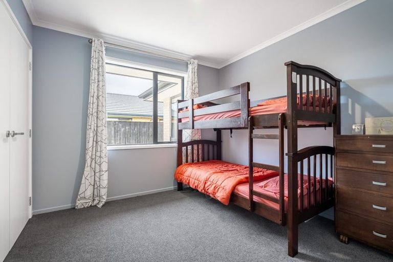 Photo of property in 28 Hartford Crescent, Rolleston, 7615