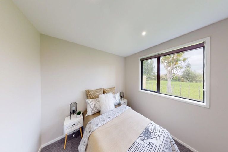 Photo of property in 18 Oldfield Lane, Marton, 4710