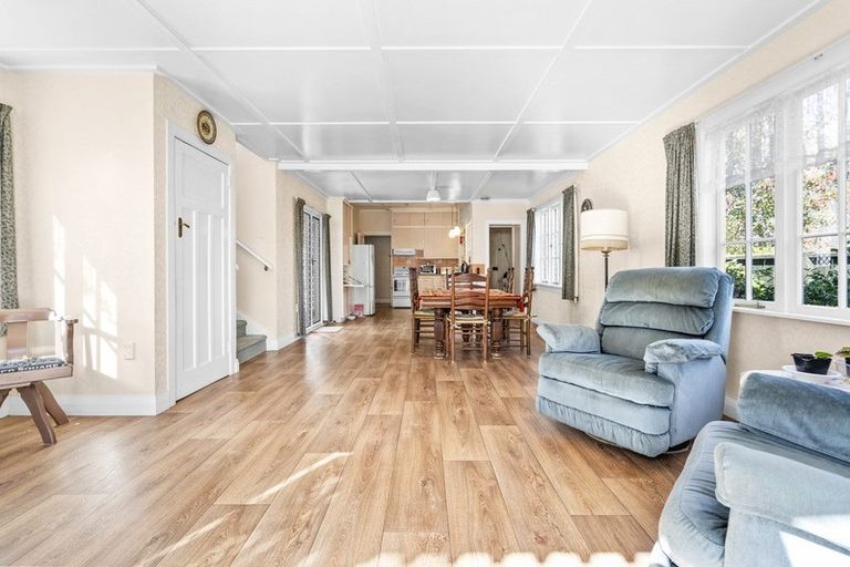 Photo of property in 14 Queen Street, Cambridge, 3434