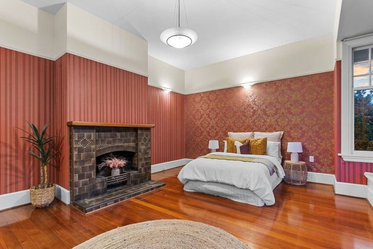 Photo of property in 91 Opawa Road, Opawa, Christchurch, 8023