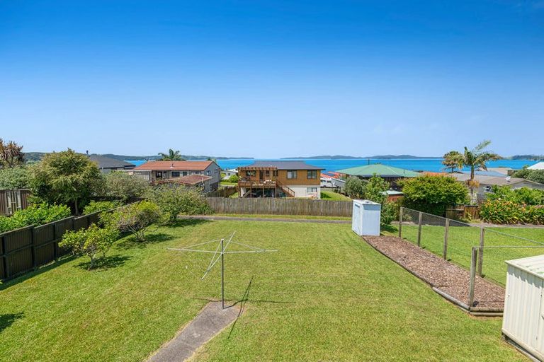 Photo of property in 8 Kotuku Place, Snells Beach, 0920