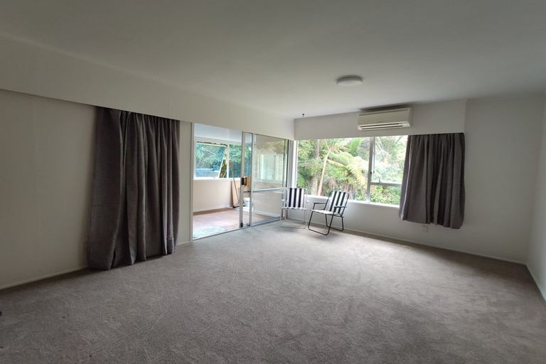 Photo of property in 2/19 Capilano Place, Glenfield, Auckland, 0629