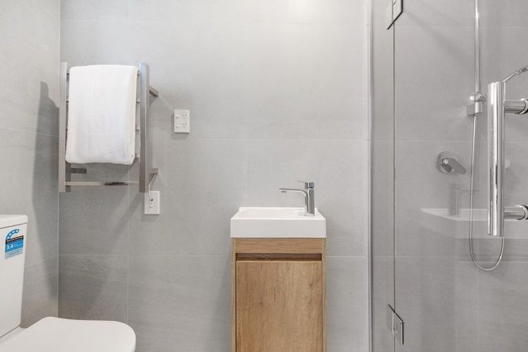 Photo of property in 10 Clementine Place, Bucklands Beach, 2014