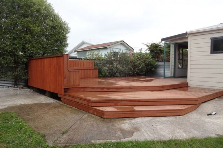 Photo of property in 60 Cobden Street, Westport, 7825