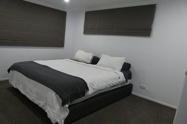 Photo of property in 12 Highlands Close, Queenstown, 9300