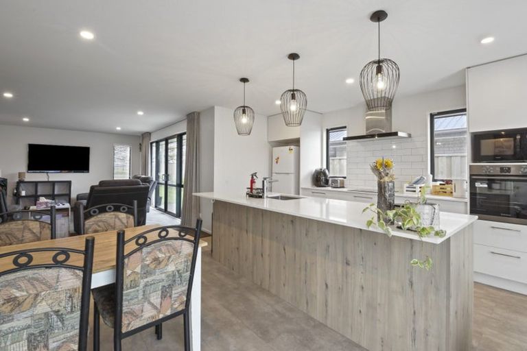 Photo of property in 25 Crossley Avenue, Woodend, 7610