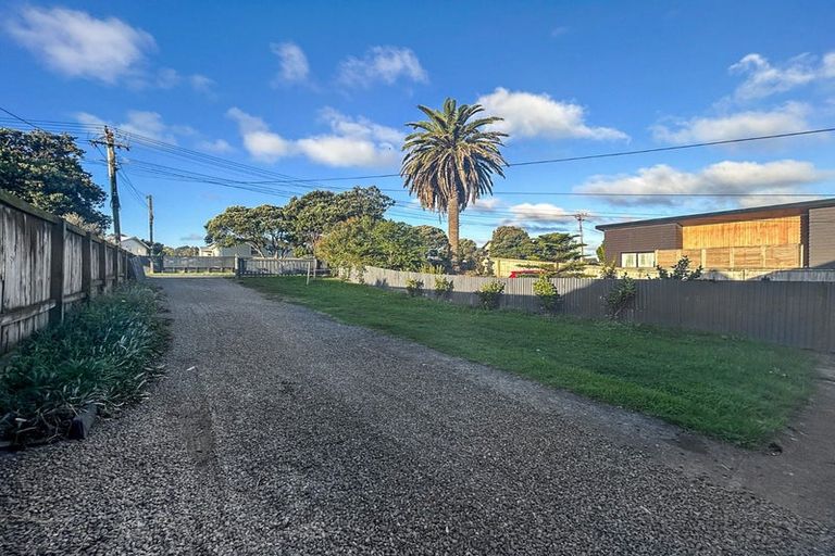 Photo of property in 7a Karaka Street, Castlecliff, Whanganui, 4501