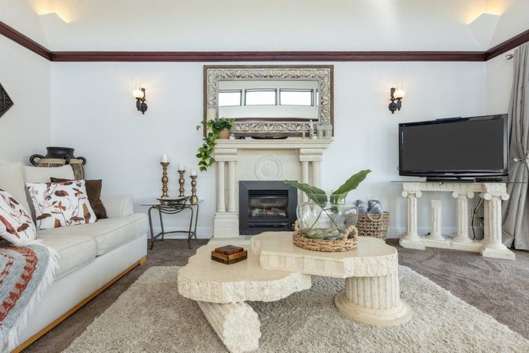 Photo of property in 7 Moana Place, Taradale, Napier, 4112