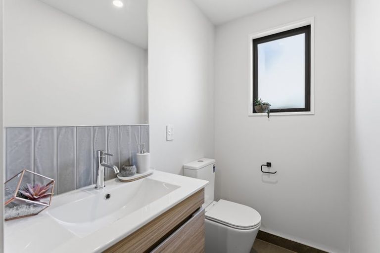 Photo of property in 33a Neill Street, Hornby, Christchurch, 8042