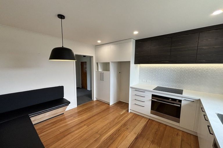 Photo of property in 20 Karaka Street, Merrilands, New Plymouth, 4312