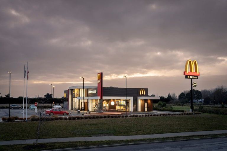 Photo of property in 21 Ellmers Street, Woodend, 7691