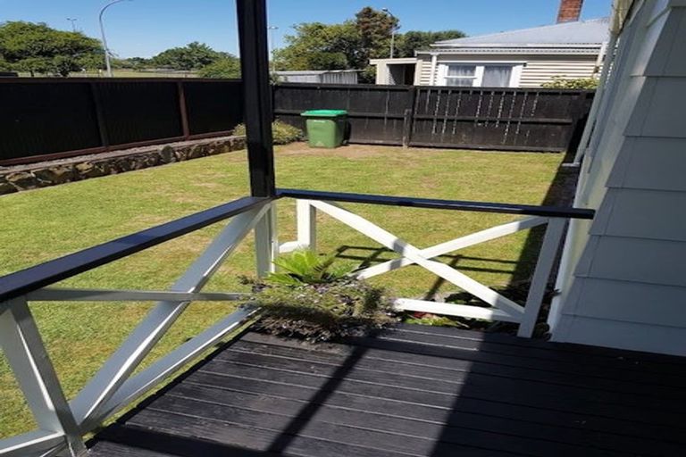 Photo of property in 2/53 Jellicoe Road, Manurewa, Auckland, 2102