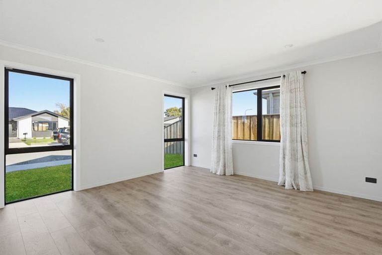 Photo of property in 21 Wilkin Road, Woodend, 7610