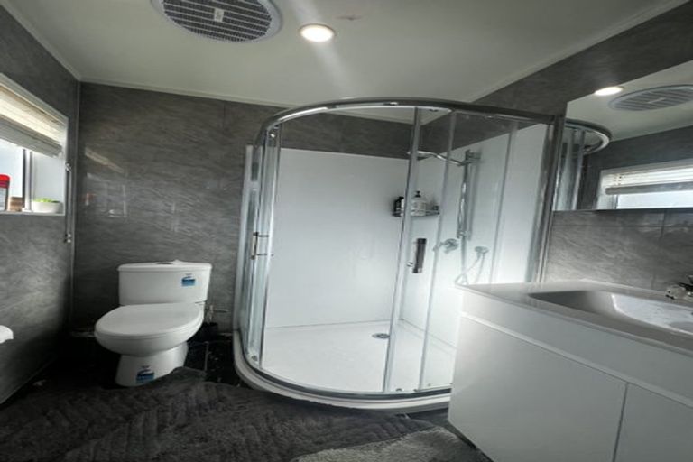 Photo of property in 10 Ambler Avenue, Glen Eden, Auckland, 0602