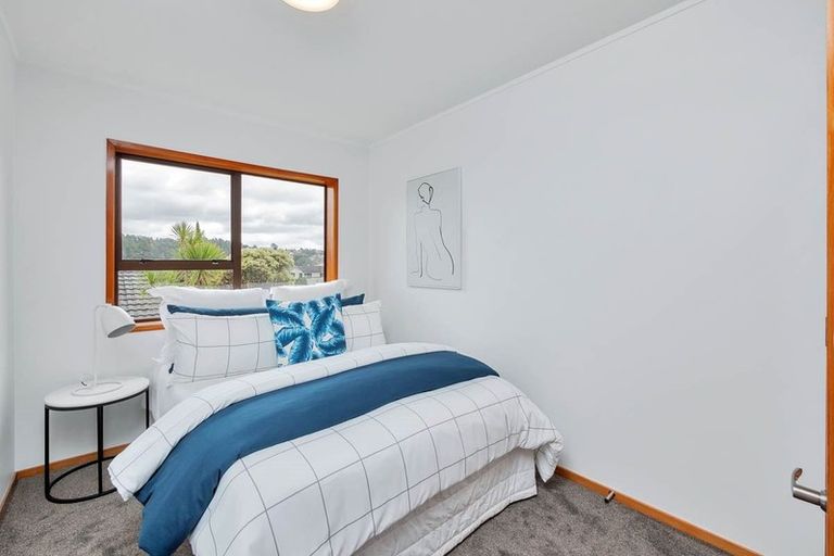 Photo of property in 86 Seaview Road, Glenfield, Auckland, 0629