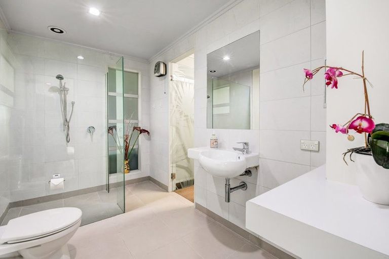 Photo of property in 859 Whangaparaoa Road, Manly, Whangaparaoa, 0930