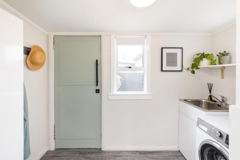 Photo of property in 18 Mcgregor Street, Milson, Palmerston North, 4414