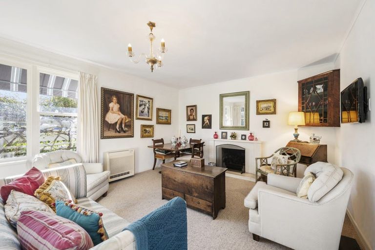 Photo of property in 2/37 Braithwaite Street, Karori, Wellington, 6012