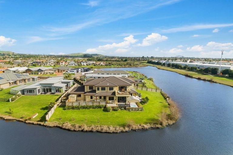 Photo of property in 166 Oriental Parade, Papamoa Beach, Papamoa, 3118