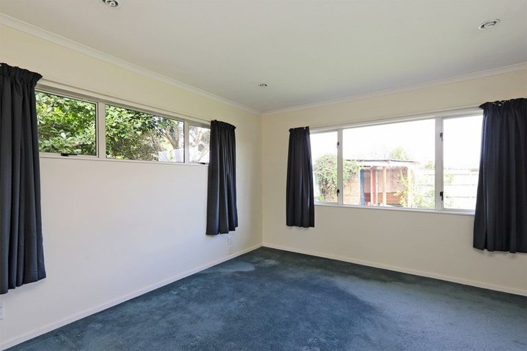 Photo of property in 17 Chelsea Drive, Taradale, Napier, 4112