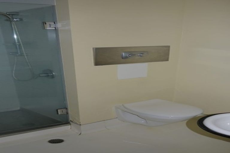 Photo of property in St Pauls Apartments, 57/43u Mulgrave Street, Thorndon, Wellington, 6011