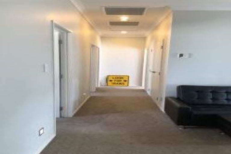 Photo of property in 15 Sawyers Lane, Silverdale, 0932