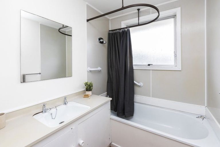 Photo of property in 1/29 Blakehall Place, Spreydon, Christchurch, 8024