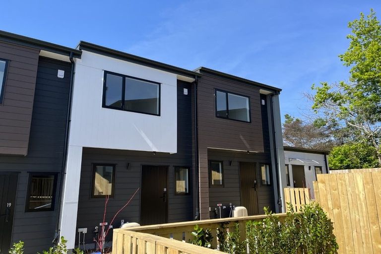 Photo of property in 18/241 Don Buck Road, Massey, Auckland, 0614