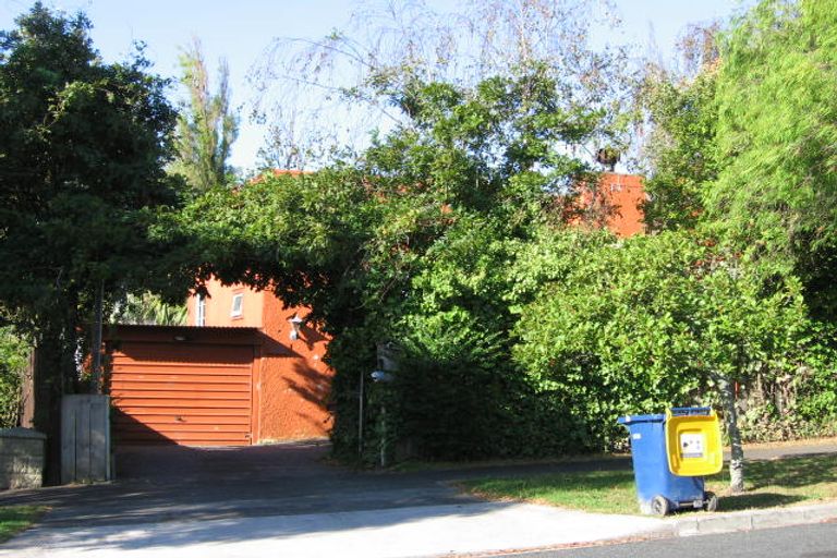 Photo of property in 2/24 Gardner Avenue, New Lynn, Auckland, 0600