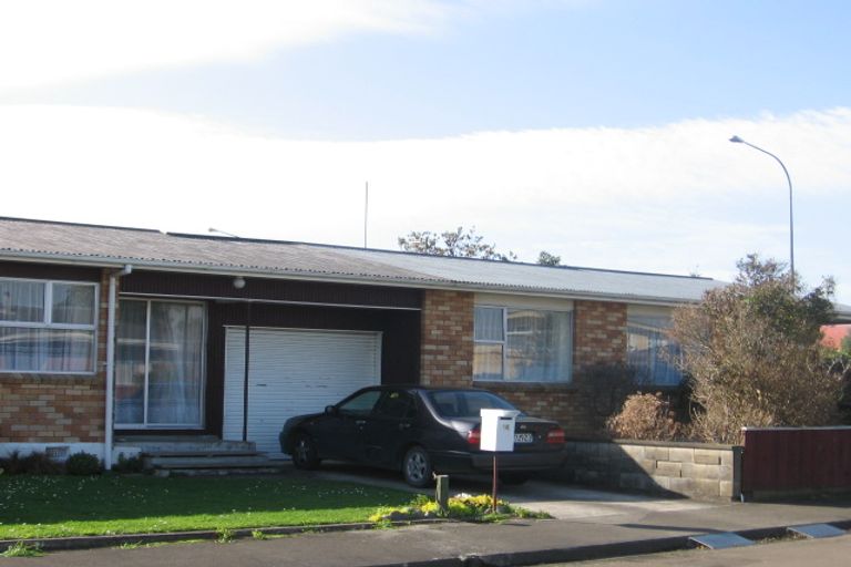Photo of property in 16 Panako Place, Awapuni, Palmerston North, 4412