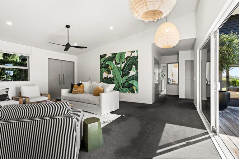 Photo of property in 257 Black Barn Road, Havelock North, 4294