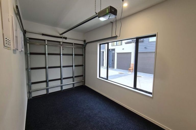 Photo of property in 1 Pasla Close, Papakura, 2110
