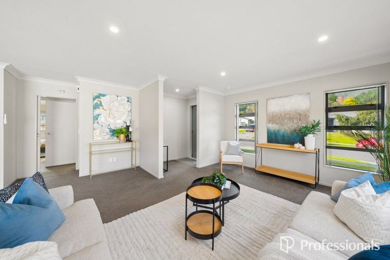 Photo of property in 16 Poppy Watts Grove, Stokes Valley, Lower Hutt, 5019