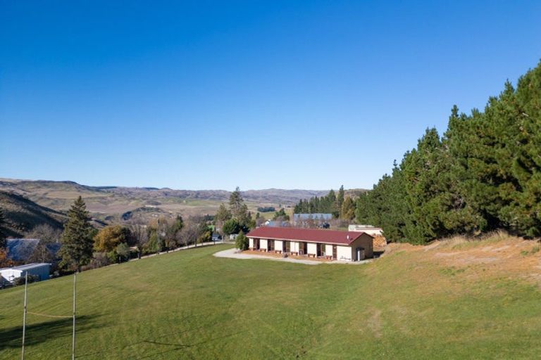 Photo of property in 9125 Hyde-middlemarch Road, Hyde, Ranfurly, 9397