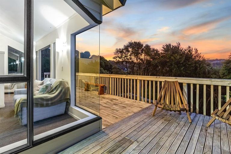 Photo of property in 42 James Cook Drive, Whitby, Porirua, 5024