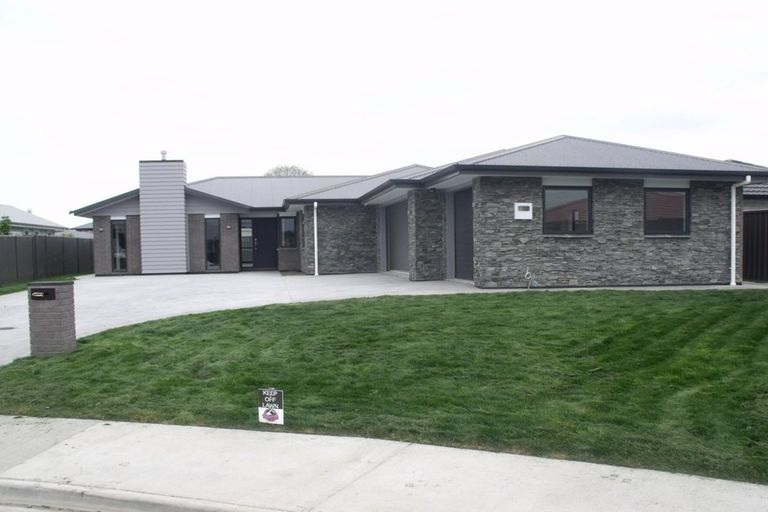 Photo of property in 19 Mckay Close, Frimley, Hastings, 4120