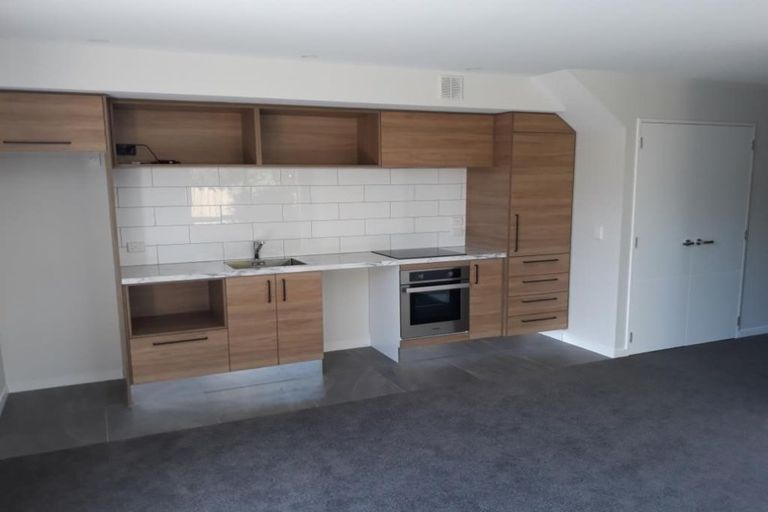 Photo of property in 1/448 Hereford Street, Linwood, Christchurch, 8011