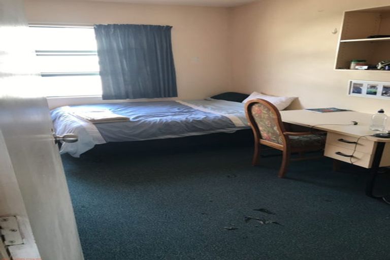 Photo of property in Te Awhina Apartments, 29/22u Sussex Street, Mount Cook, Wellington, 6021