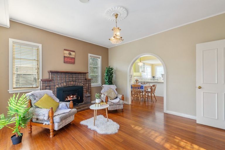 Photo of property in 1 Matipo Avenue, Pomare, Rotorua, 3015