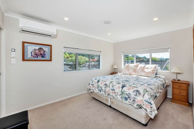 Photo of property in 5c Woodside Road, Massey, Auckland, 0614