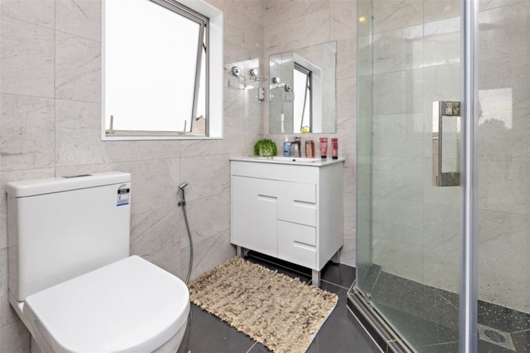 Photo of property in 45b Russell Road, Manurewa, Auckland, 2102