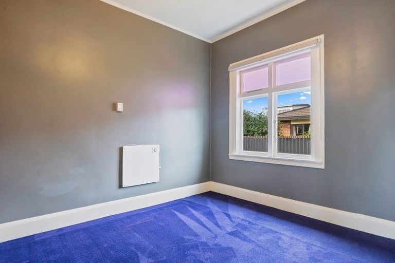 Photo of property in 42 Durham Street, Levin, 5510