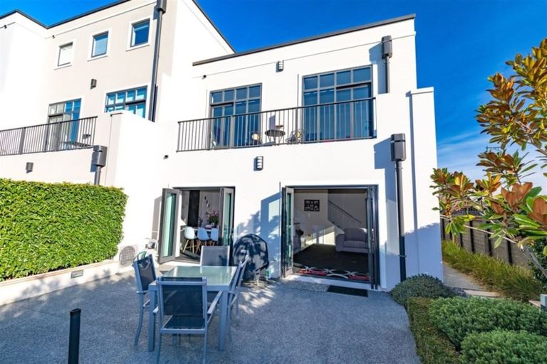 Photo of property in 26 Country Club Terrace, Northwood, Christchurch, 8051