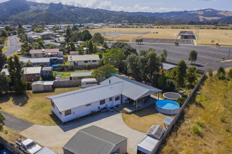 Photo of property in 40 Moewai Park Road, Whitianga, 3510